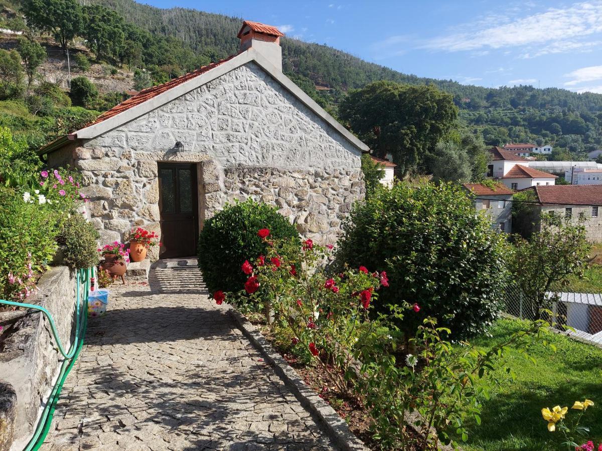 Hotel Castelo Dos Sonhos Valadares  Zewnętrze zdjęcie