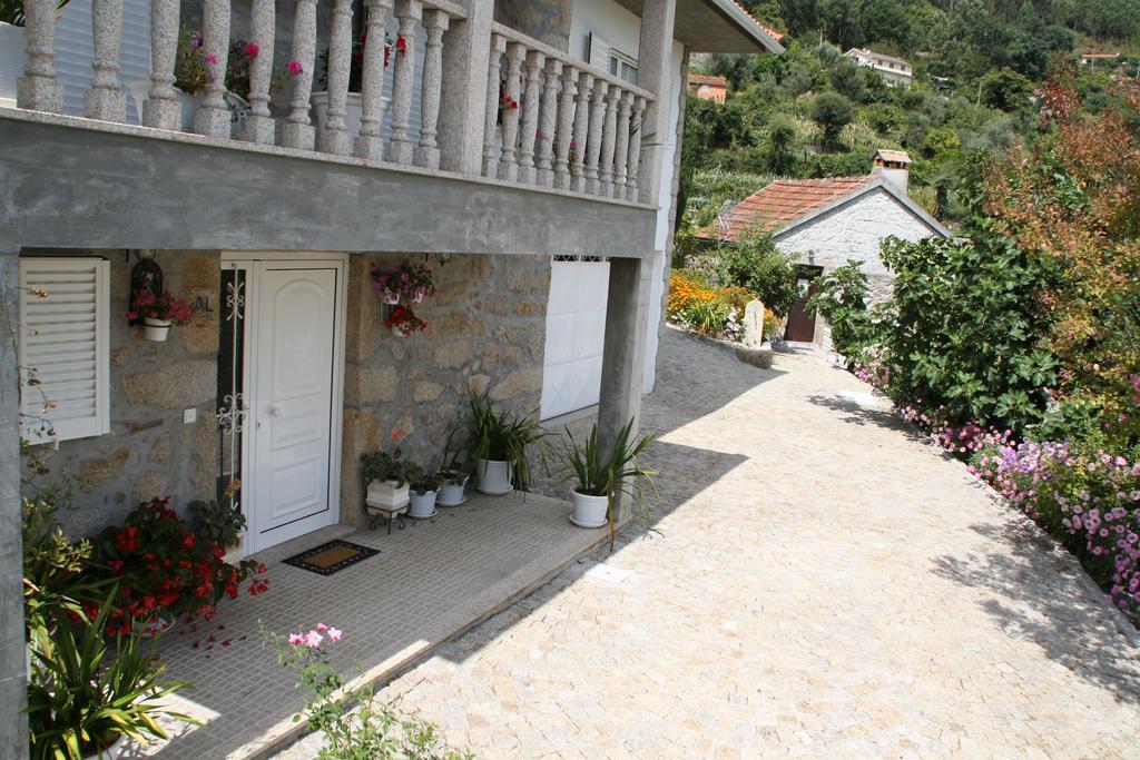 Hotel Castelo Dos Sonhos Valadares  Zewnętrze zdjęcie